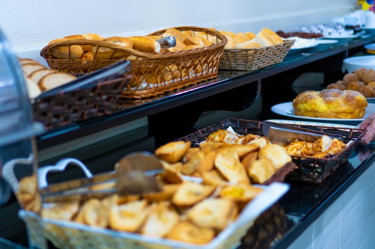 בארה מאנסה Ano Bom Palace Hotel מראה חיצוני תמונה